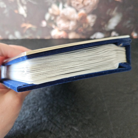 Towle Silversmiths Silver Tone & Blue Velvet 4x6 Photo Album Frame 100 Pictures - Picture 8 of 12